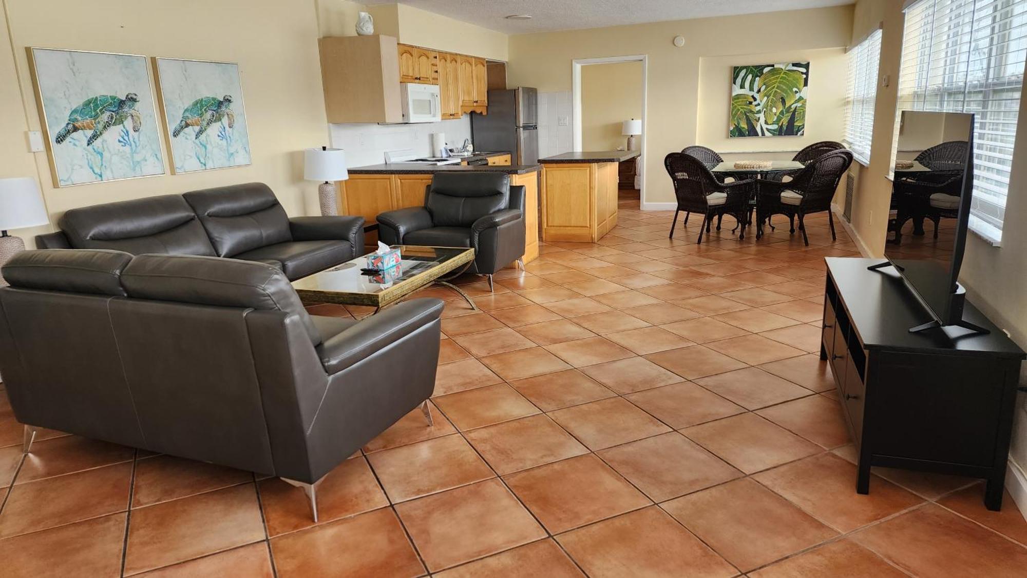 By The Beach Rentals Clearwater Beach Exterior photo