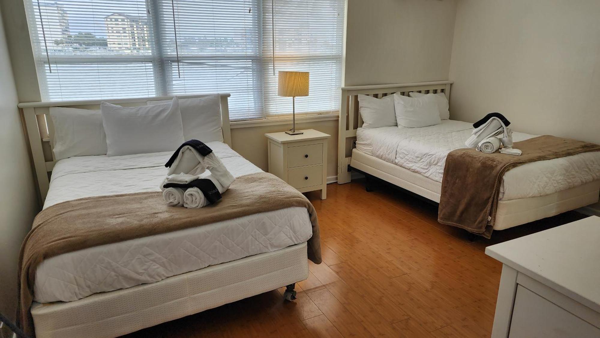 By The Beach Rentals Clearwater Beach Room photo