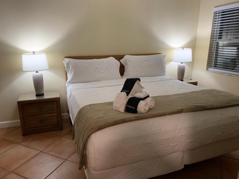 By The Beach Rentals Clearwater Beach Room photo