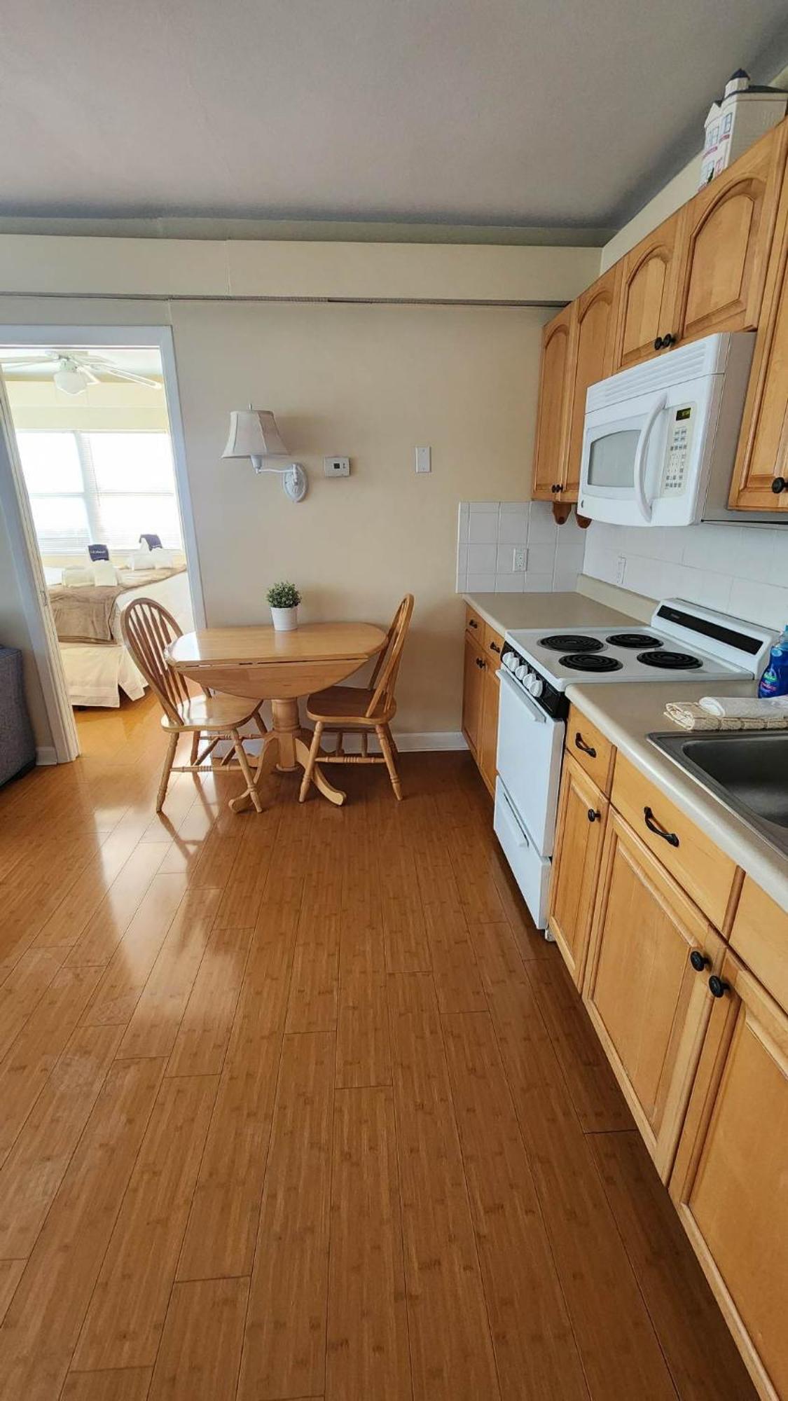 By The Beach Rentals Clearwater Beach Room photo